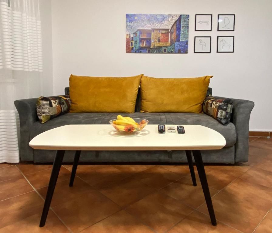 Апартаменты Family Beachfront Apartment Петровац