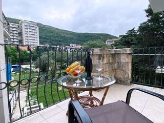 Апартаменты Family Beachfront Apartment Петровац Апартаменты с 1 спальней-27