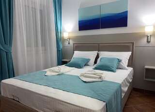 Апартаменты Family Beachfront Apartment Петровац Апартаменты с 1 спальней-3