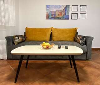 Апартаменты Family Beachfront Apartment Петровац Апартаменты с 1 спальней-38